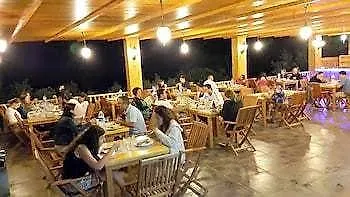 Hotel Kabak Armes 3*